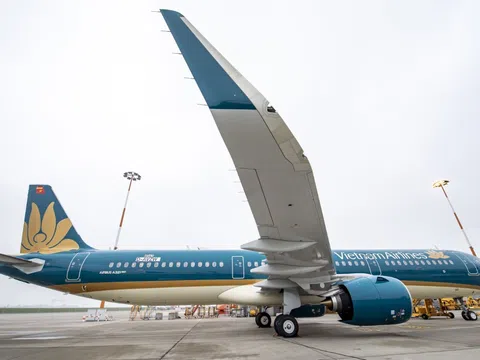 30 công ty có vốn hóa trên tỷ USD lỗ lớn trong 6 tháng đầu năm, Vietnam Airline đứng đầu bảng với khoản lỗ lên đến 6.640 tỷ đồng